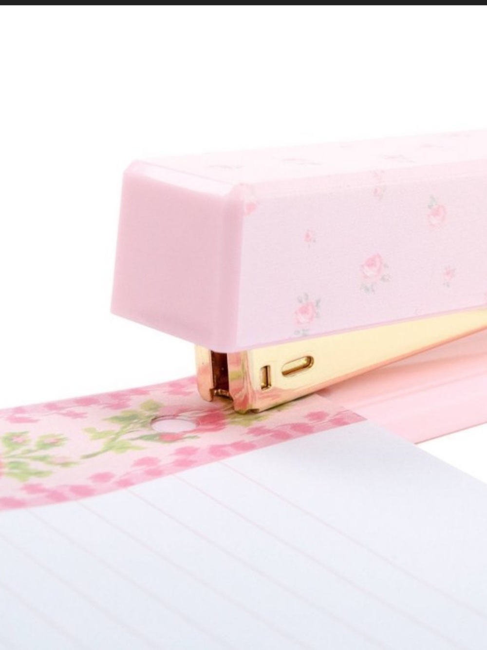 LoveShackFancy x Target - Yoobi
Blooming Heirloom Stapler Strawberry
Macaroon - Picture 2 of 11